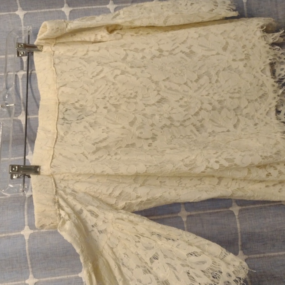 Off shoulder lace top